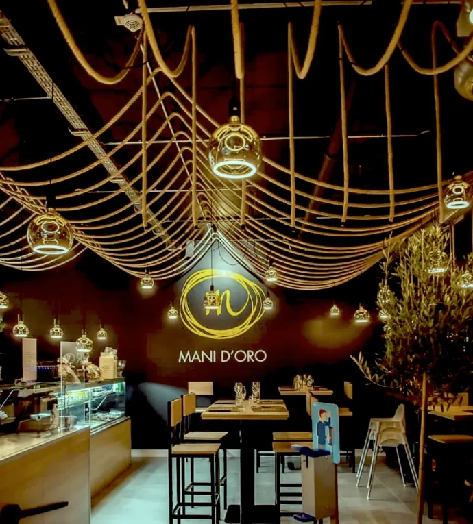 Restaurant MANI D'ORO